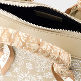 Bandana Micro Triangle Bag 米色光面小牛皮手提包