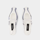 Sling Back Peachy 皮质凉鞋