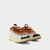 Curb 白色牛皮运动鞋