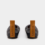 Ballerinas 皮质芭蕾舞鞋