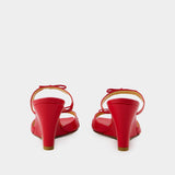 Eve 红色皮质高跟鞋
