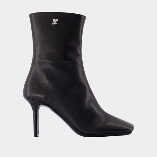 Square Toe 80 Ankle Boots - Courreges - Leather - Black