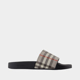 Furley Sandals - Burberry - Synthetic Leather - Grey