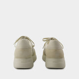 Genesis Vintage米色皮制跑步运动鞋