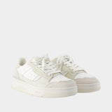 Clay Sneaker - Axel Arigato - Leather - Beige