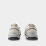 Sneakers Running Dad 磨绒做旧皮质星星小脏鞋