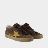 Super Star Sneakers - Golden Goose Deluxe Brand - Leather - Brown