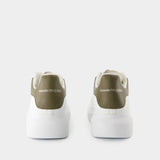 Sneakers Oversized - Alexander McQueen - Leather - White