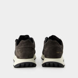 COMMON PROJECTS Track 76 Sneakers 深灰色皮质运动鞋