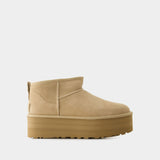 W Classic Ultra Mini Platform 沙色皮质踝靴