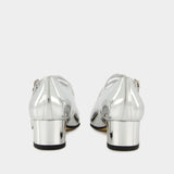 Kina 银色皮质带根浅口鞋