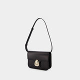 A.P.C. Astra 皮质小号斜挎包