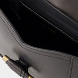 Isabel Marant Vigo Flap Gz黑色皮质斜挎包