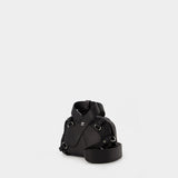 活希源 Courreges Leather Loop Baguette 黑色光面牛皮