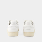 AMI Paris Low Top 2011 白色光面小牛皮运动鞋