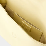 Le Bambimou 象牙白光面小牛皮手提肩背包