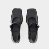 Aeyde Anya 黑色光面小羊皮高跟鞋