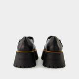 Derbies 黑色皮质平底鞋