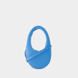 Mini Swipe 蓝色光面小牛皮手提肩背斜挎斜挎包