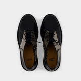 Toga Pulla Aj1225 黑色光面羊皮德比鞋