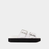 Ganni Wide Welt Chunky Mules 皮质平底穆勒鞋