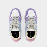 Low Preppy 蓝色/白色皮制低帮学院风运动鞋