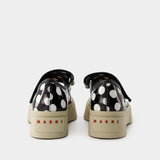 玛尼 Marni Mary Jane Sneakers 玛丽珍牛皮运动鞋