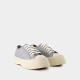 玛尼 Marni Sneakers 皮质运动鞋