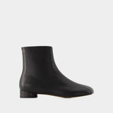 马吉拉 MM6 Maison Margiela 6 Anatomic 35 粒面牛皮踝靴 男士
