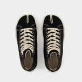 马吉拉 Maison Margiela Tabi High T高邦分指运动鞋