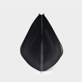 A4黑色牛皮拉链手拿包