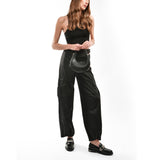 Toga Pulla Aj1184 光面牛皮正装和休闲黑色皮鞋 金属装饰 乐福鞋