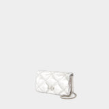 Tory Burch Kira Diamond 银色皮质WOC包