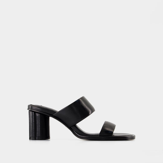 Court shoes - AMI Paris - Leather - Black