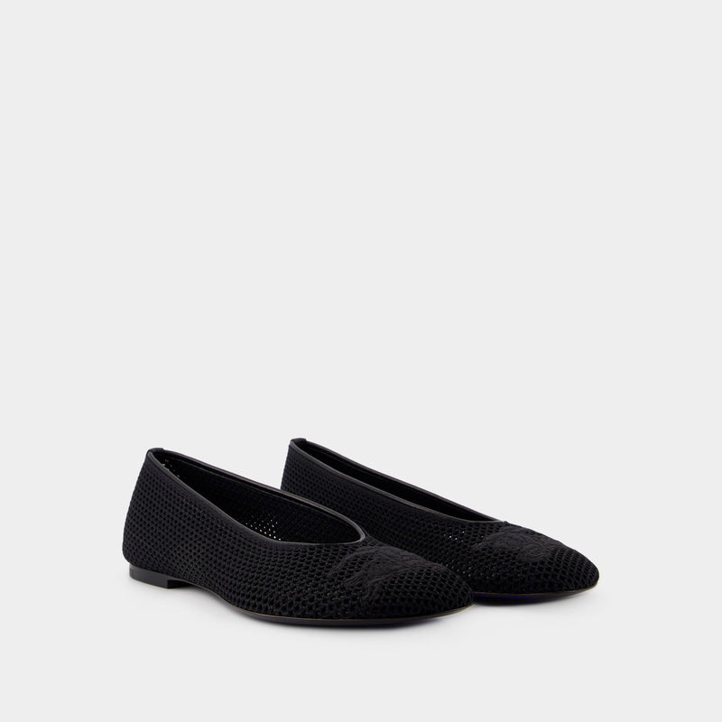 黑色小羊皮镂空芭蕾舞鞋