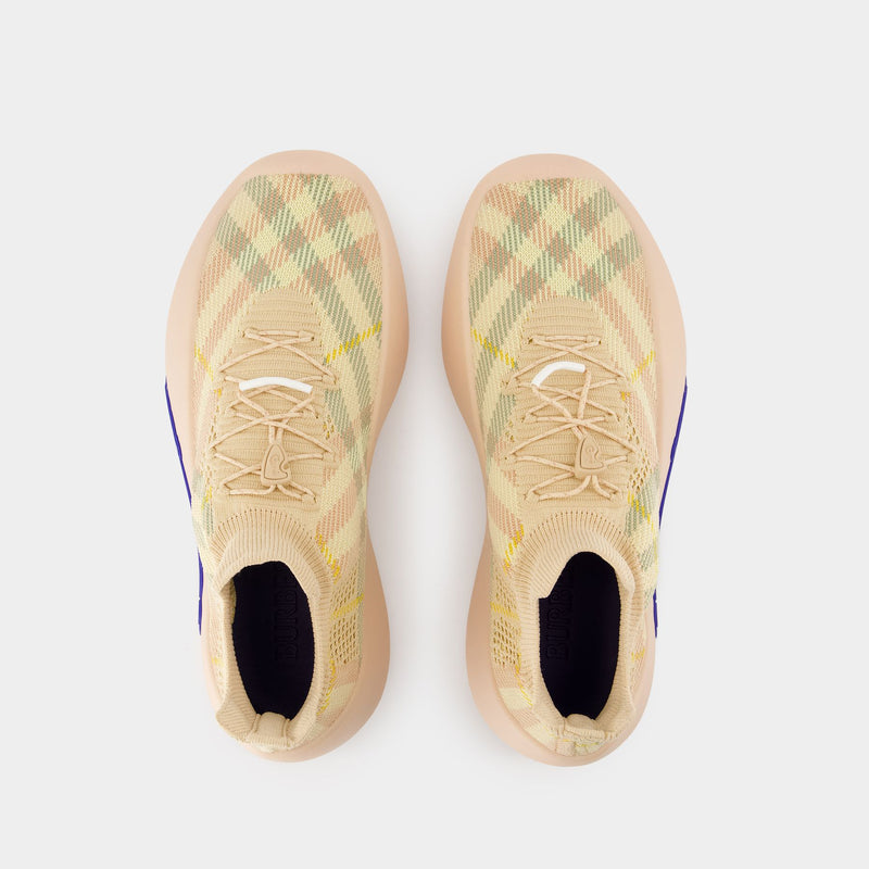 Neptune Sneakers - Burberry - Synthetic - Pink