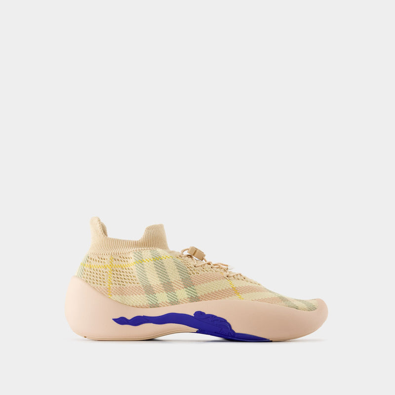 Neptune Sneakers - Burberry - Synthetic - Pink