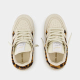 Area Lo Sneakers - Axel Arigato - Leather - Beige