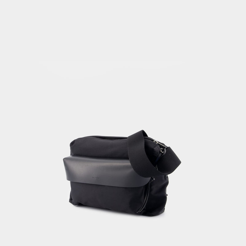 Lid Messenger 尼龙黑色肩背斜挎包