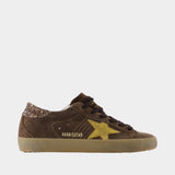 Super Star Sneakers - Golden Goose Deluxe Brand - Leather - Brown