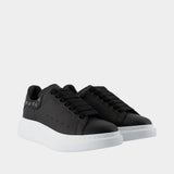 Oversized Sneakers - Alexander McQueen - Leather - Black