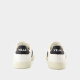 Veja Campo Sneakers皮质小白鞋男士