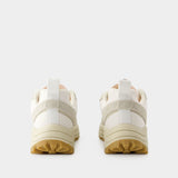 Veja Venturi 白色再生聚酯运动鞋