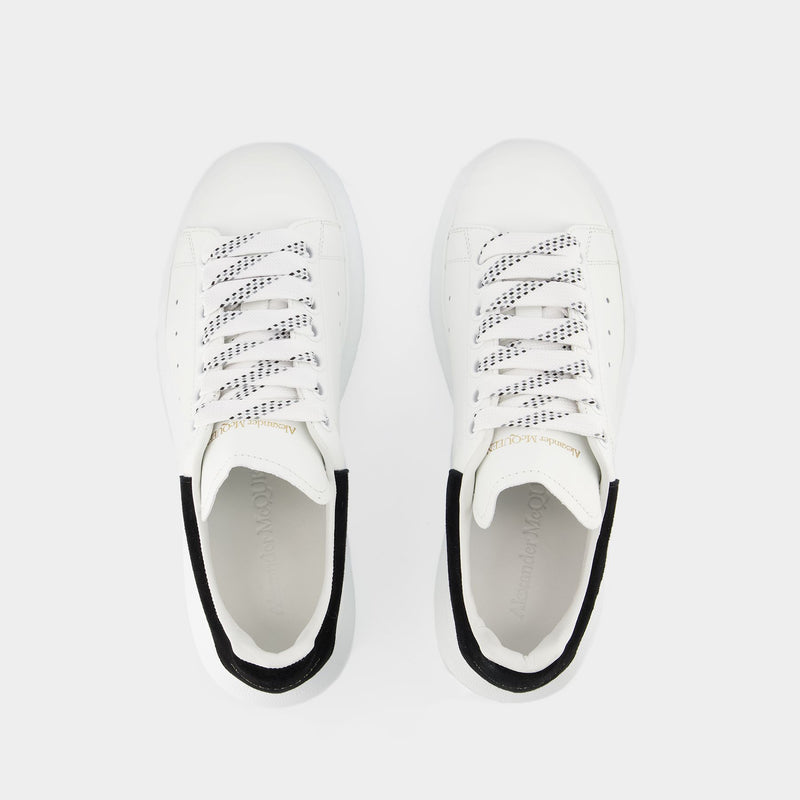 Sneakers Oversize 白色皮质黑色鞋跟运动鞋