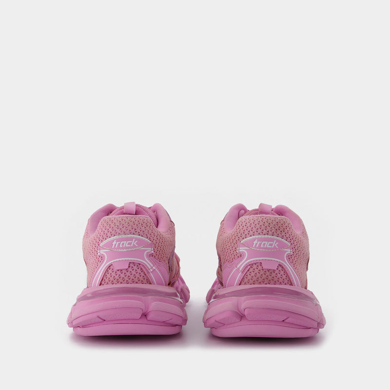 Track.3粉色运动鞋