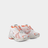 Runner Sneakers - Balenciaga - Orange