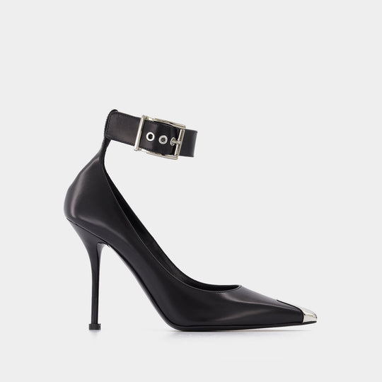 Boxcar 黑色牛皮尖头高跟鞋