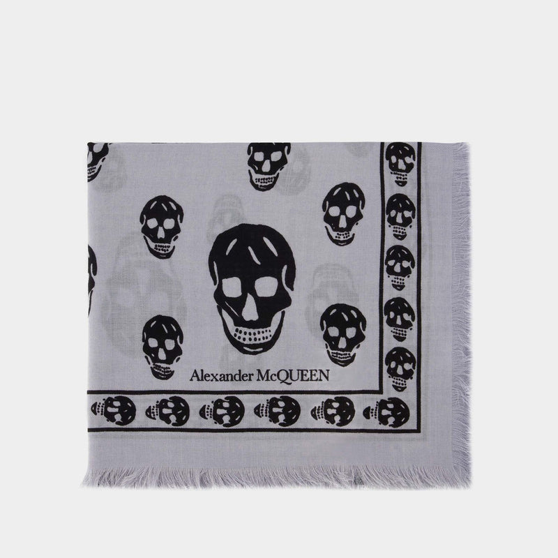 Ca Skull 104X120灰色黑色骷髅头印花羊毛围巾