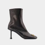 Balenciaga Groupie M80黑色皮质金色徽标及踝高跟靴