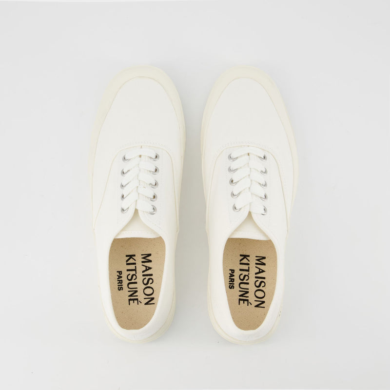 Maison Kitsune Mk Printed Sole 白色帆布运动鞋小白鞋 情侣款
